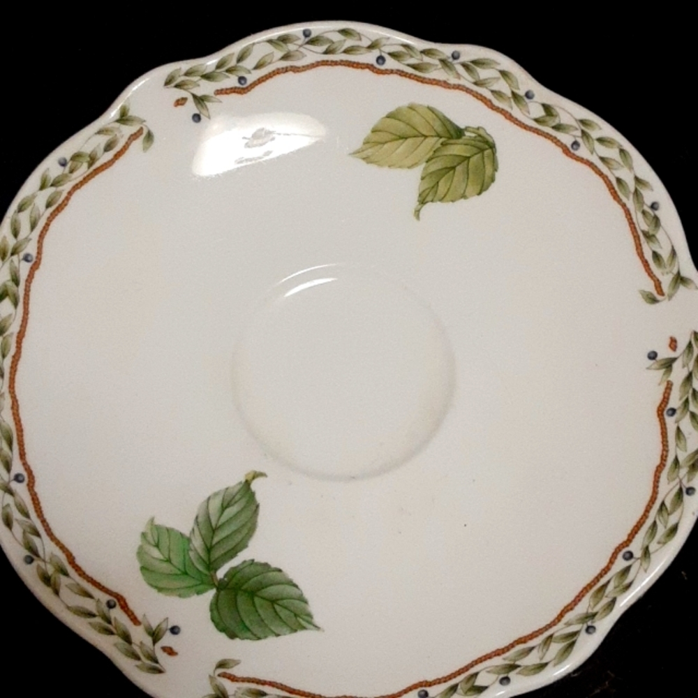 Noritake Primachina Saucer Plate
